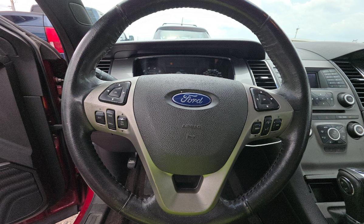 Ford Taurus  2013