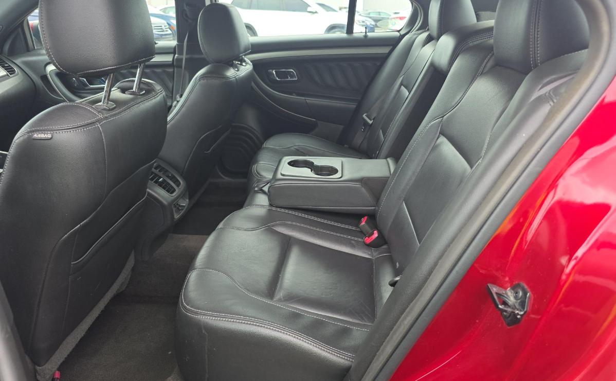 Ford Taurus  2013