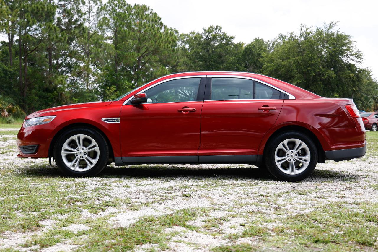 Ford Taurus  2013