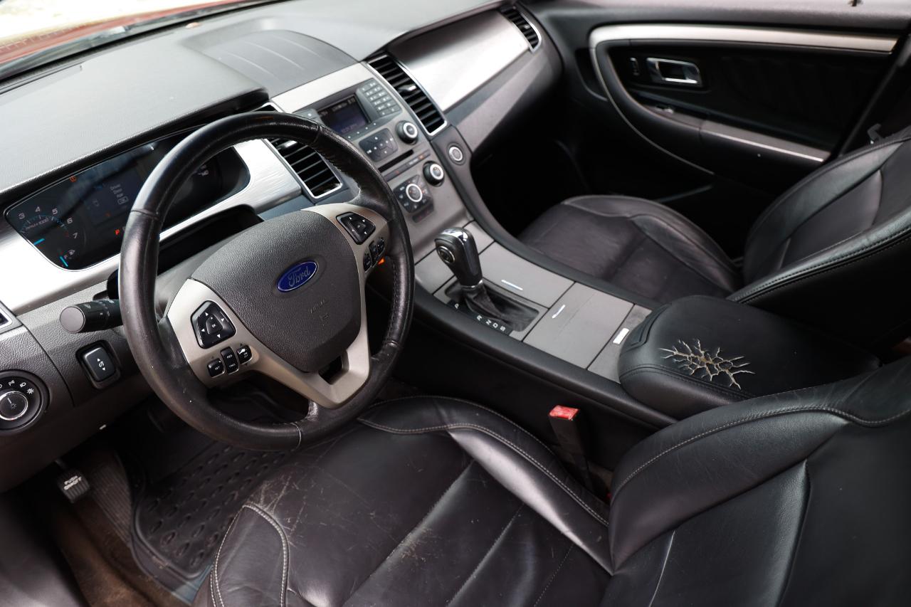 Ford Taurus  2013