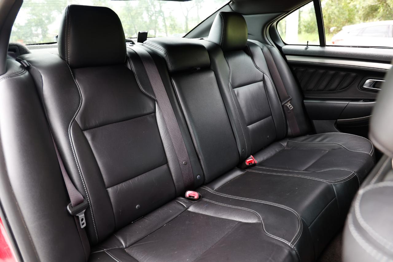 Ford Taurus  2013