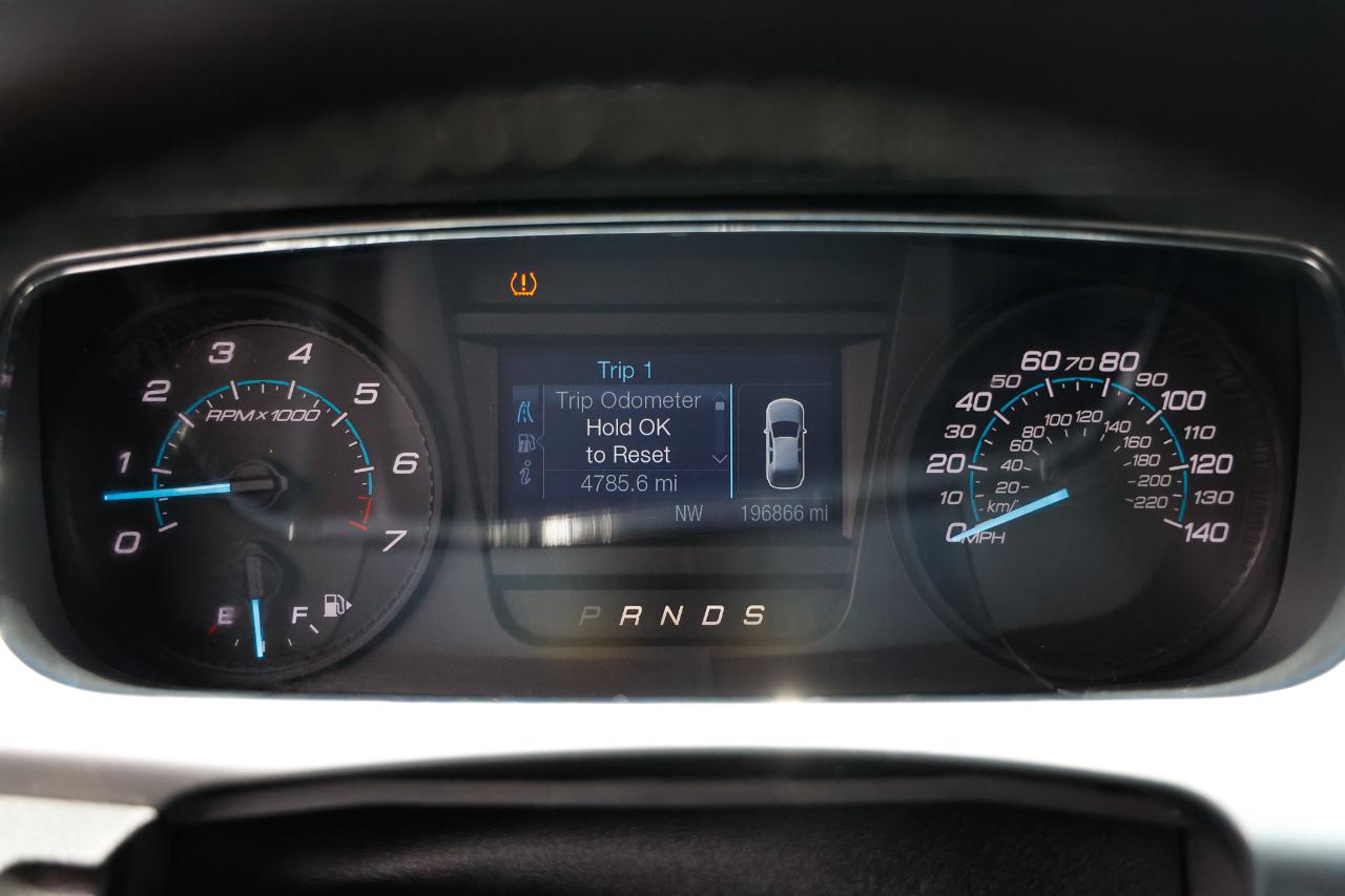 Ford Taurus  2013