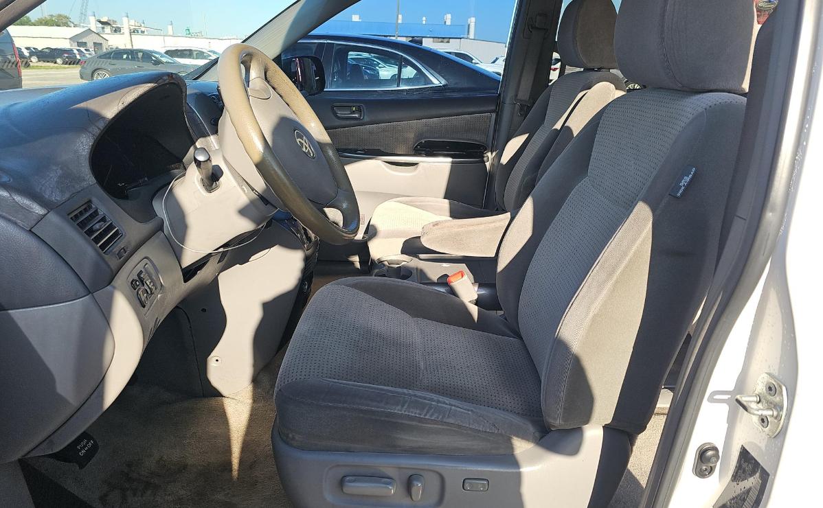 Toyota Sienna  2010