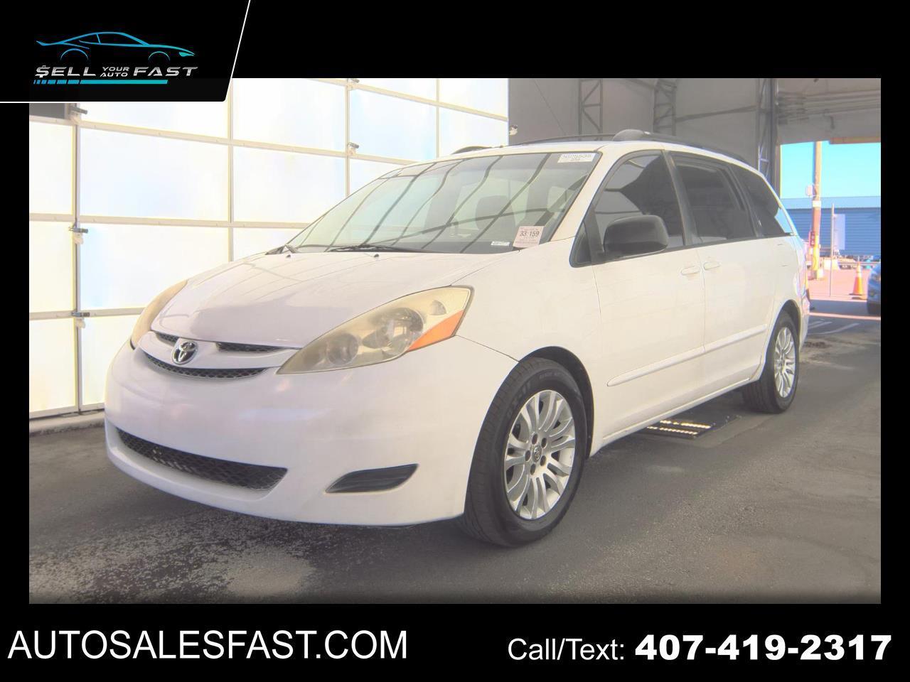 Toyota Sienna  2010