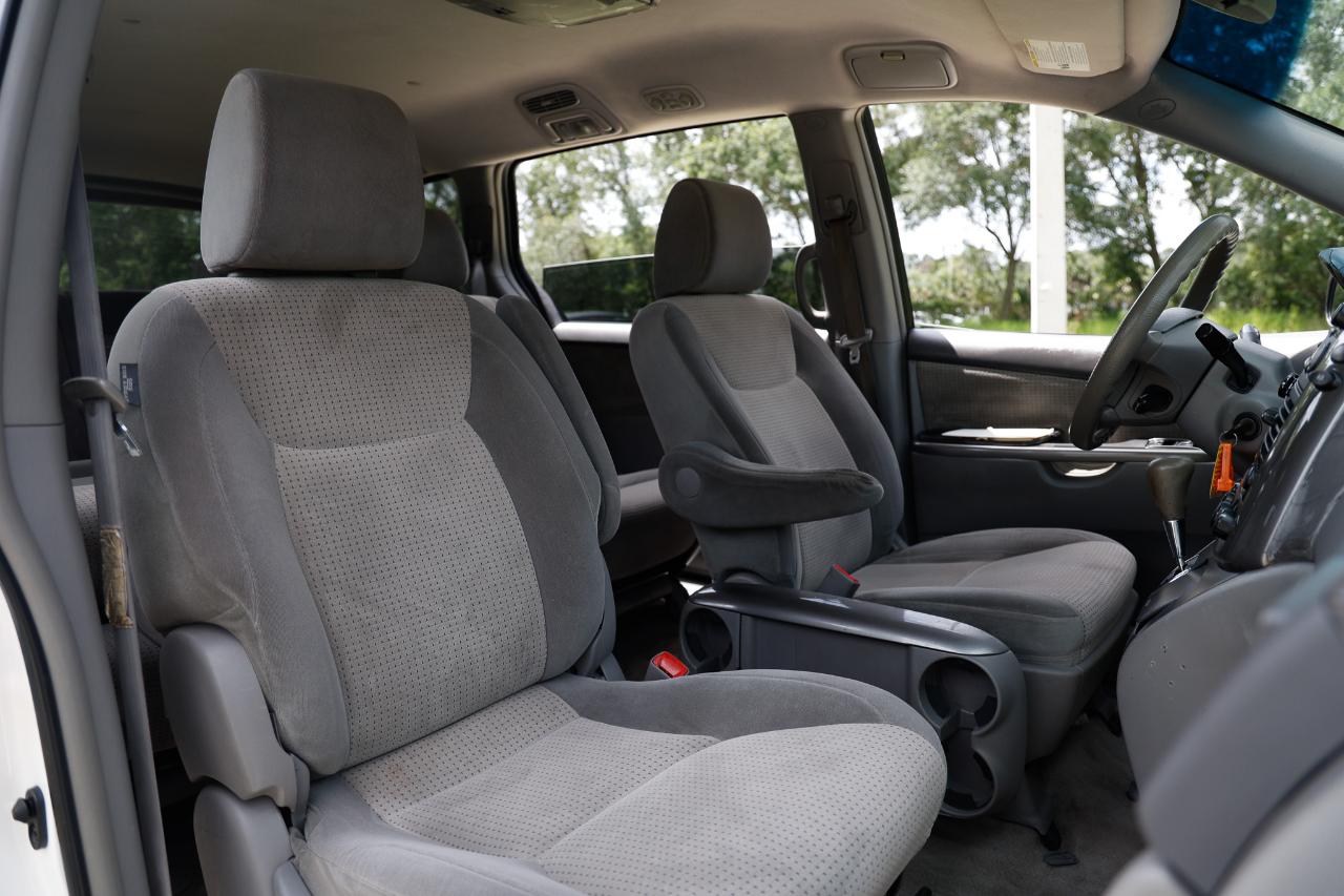 Toyota Sienna  2010