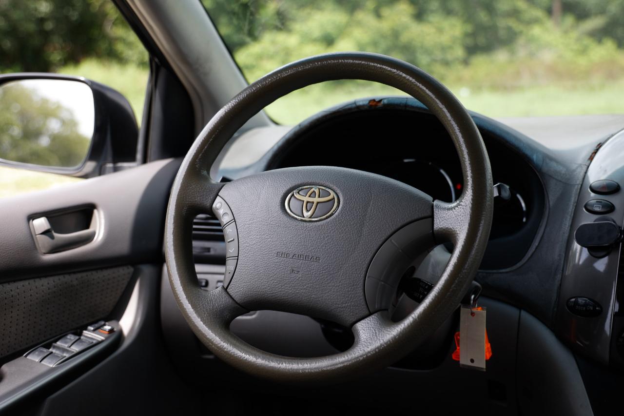 Toyota Sienna  2010