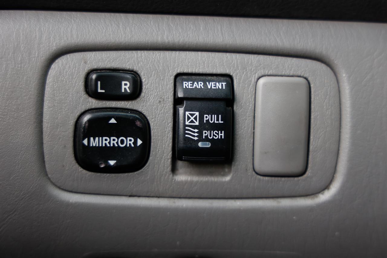 Toyota Sienna  2010
