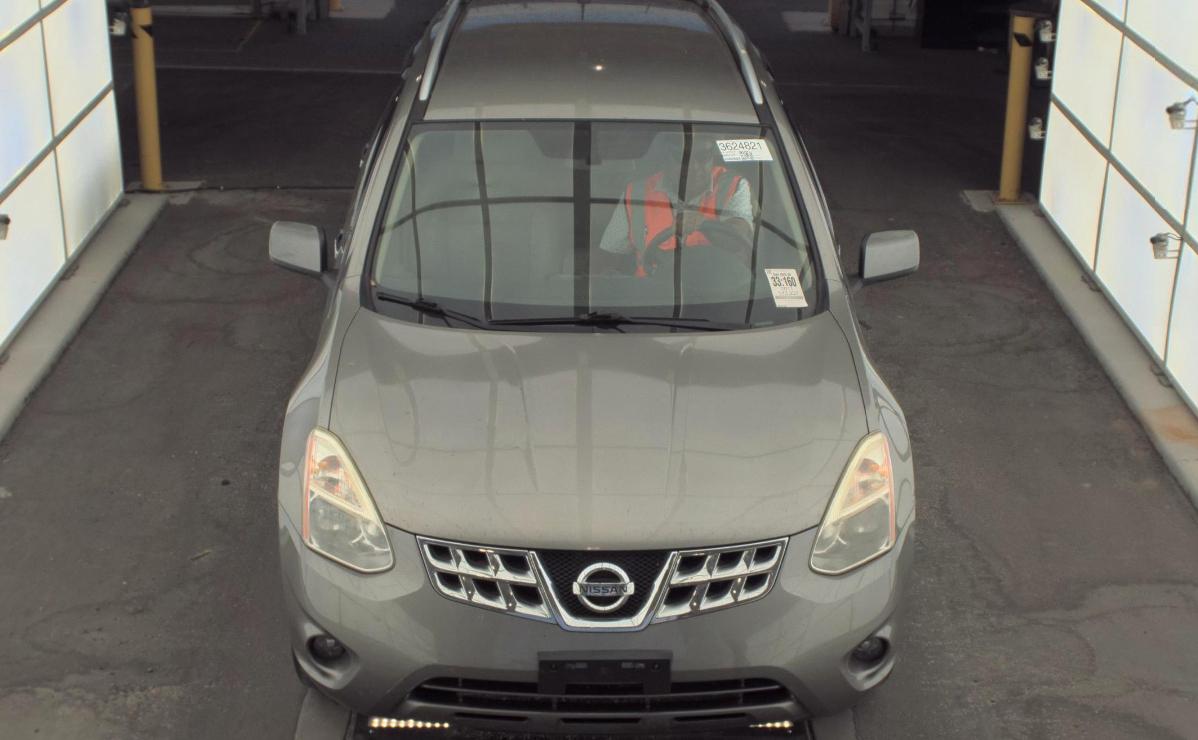 Nissan Rogue  2011