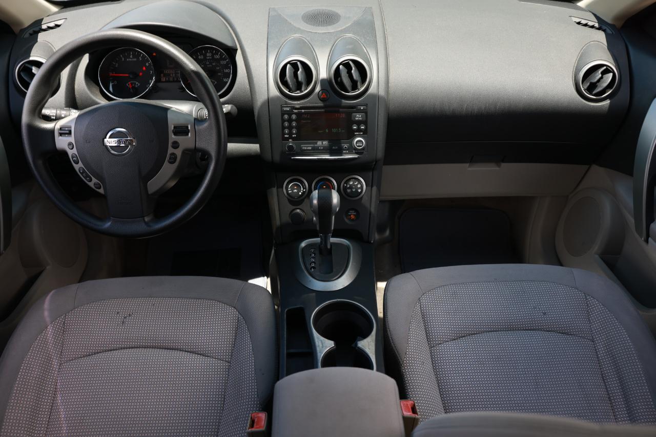 Nissan Rogue  2011