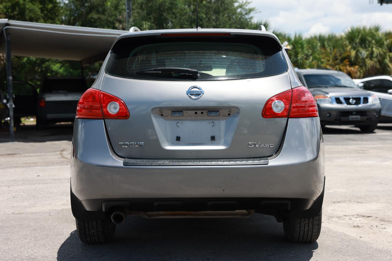 Nissan Rogue  2011