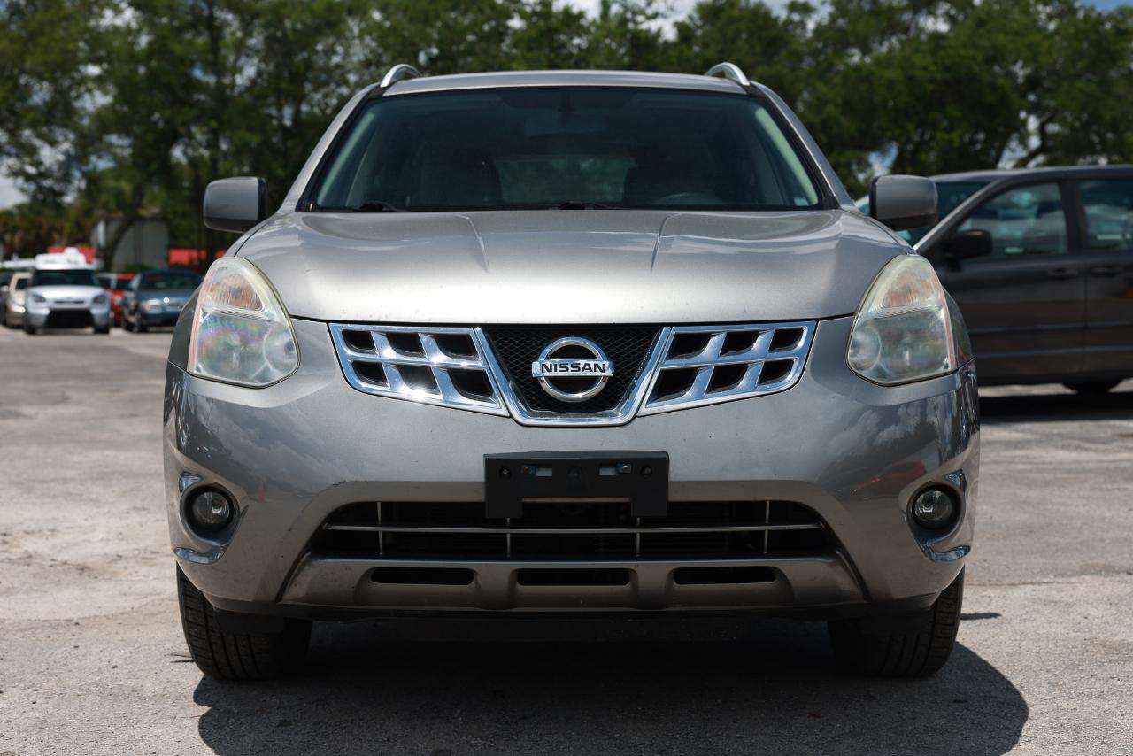 Nissan Rogue  2011