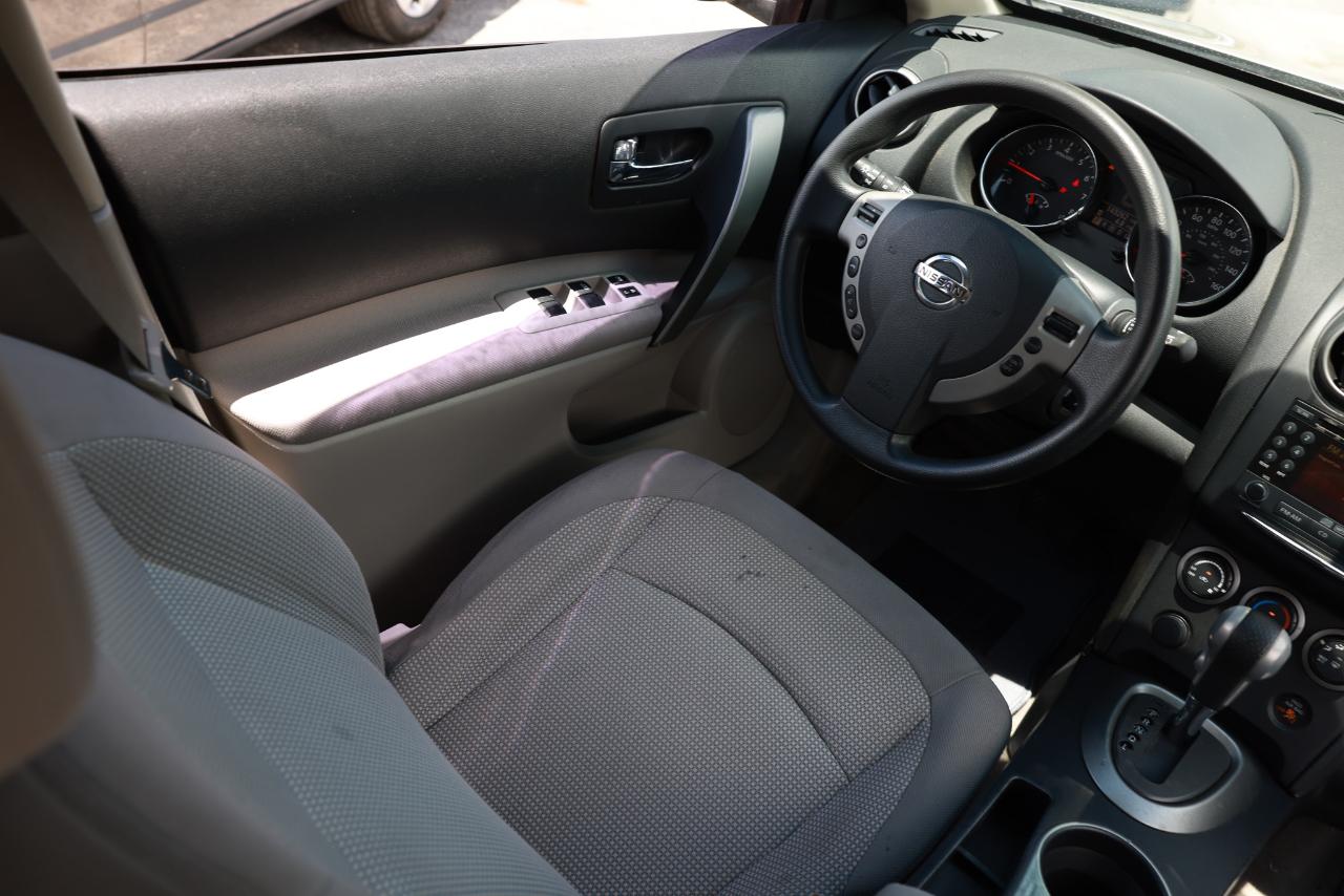 Nissan Rogue  2011