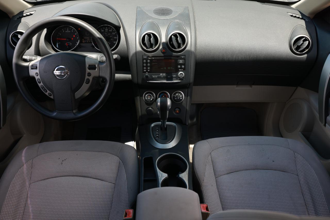 Nissan Rogue  2011