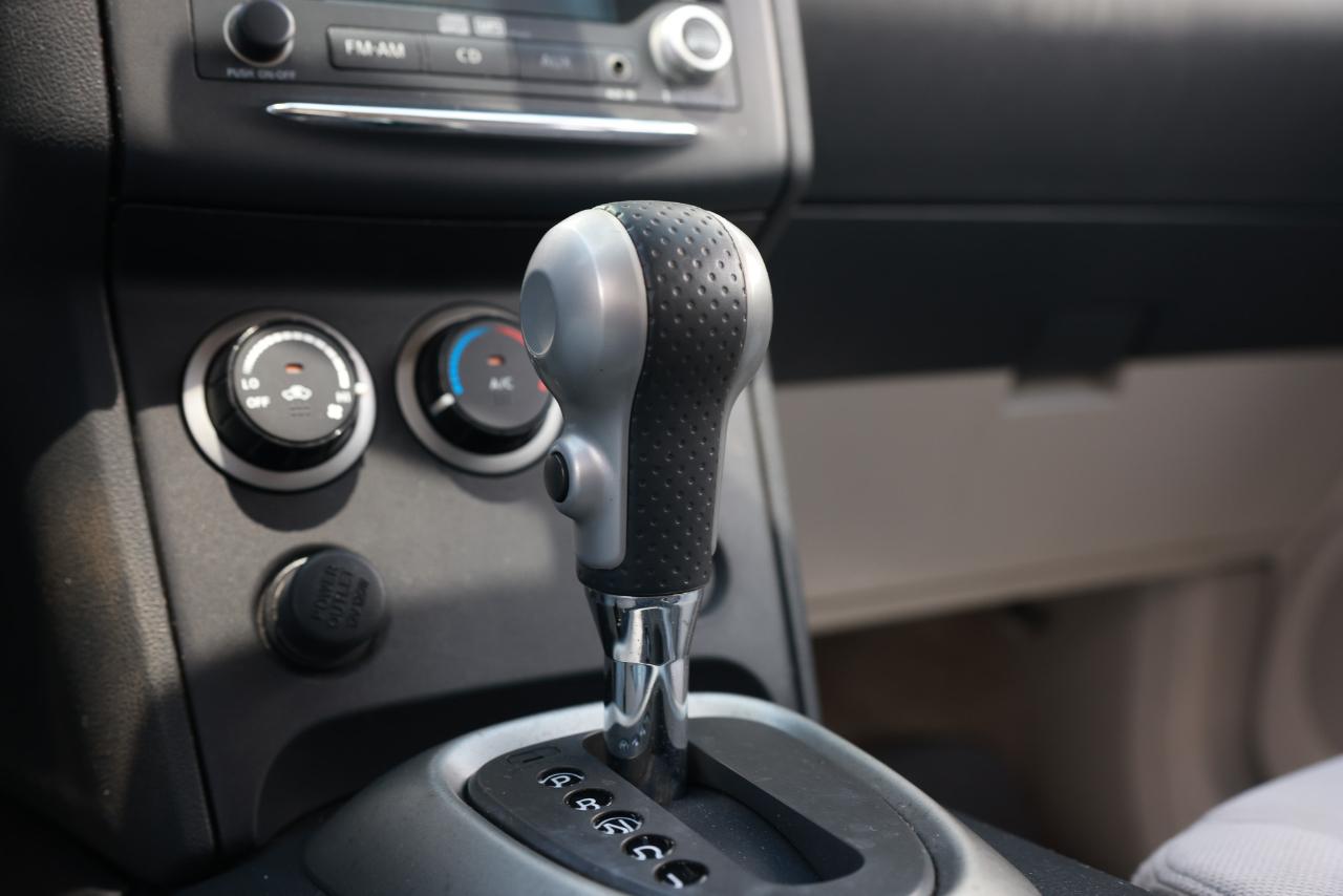 Nissan Rogue  2011