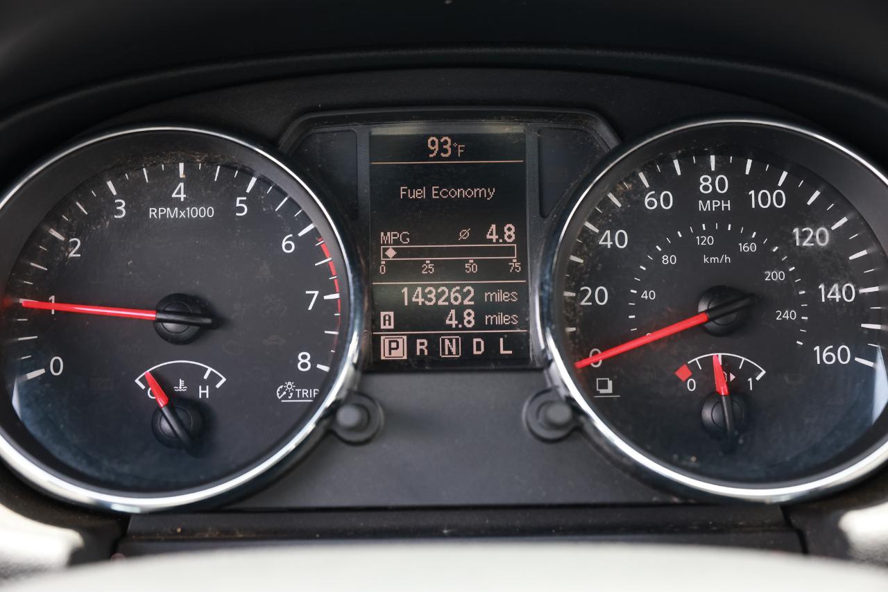 Nissan Rogue  2011