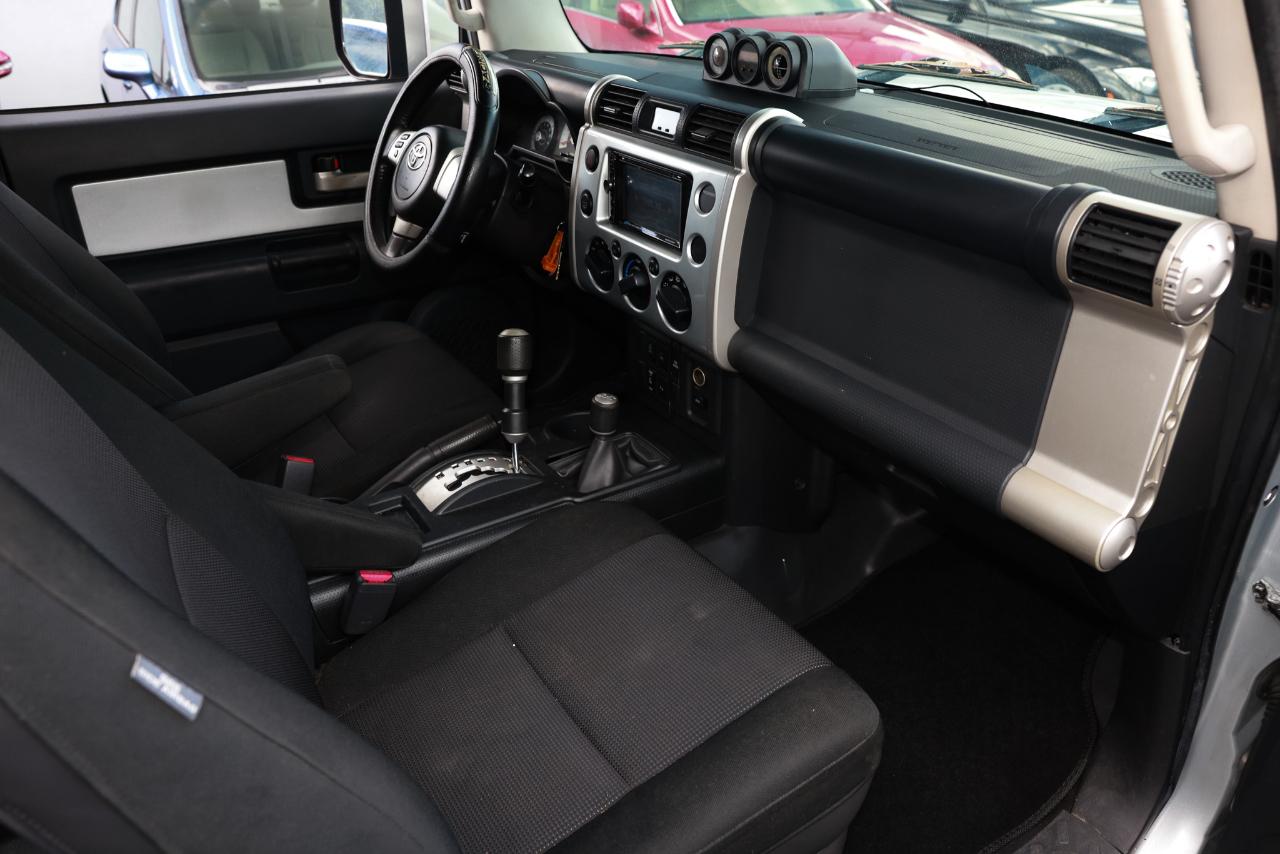 Toyota FJ Cruiser  2007