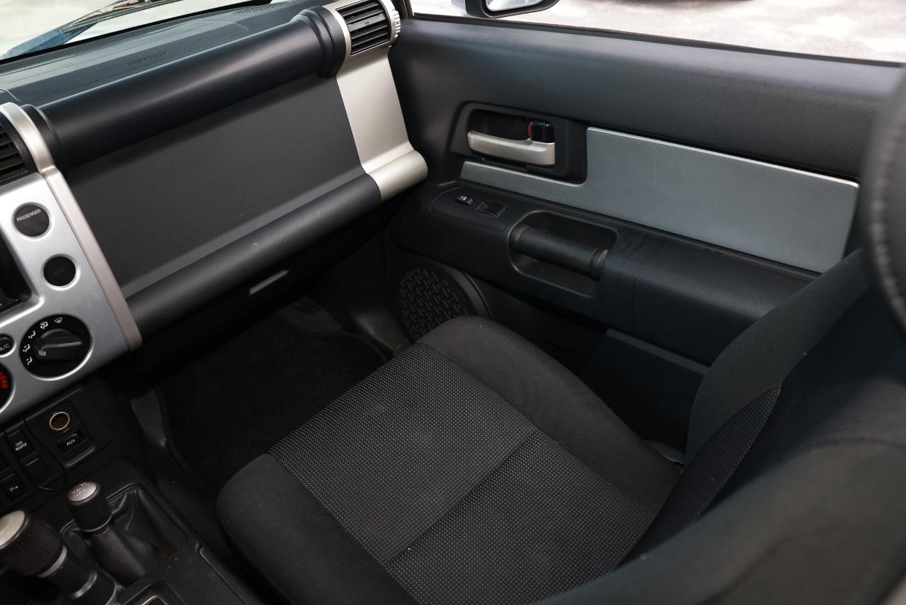 Toyota FJ Cruiser  2007