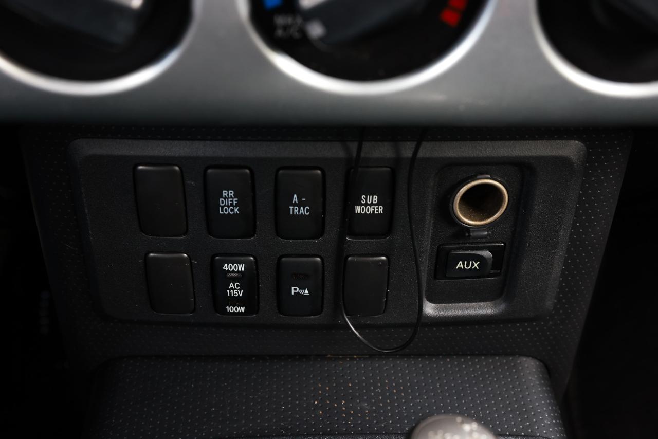Toyota FJ Cruiser  2007