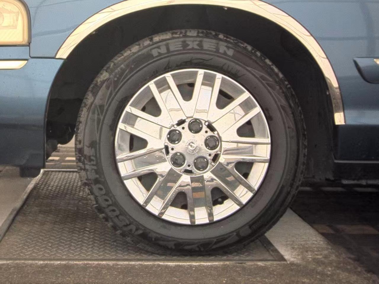 Mercury Grand Marquis  2008