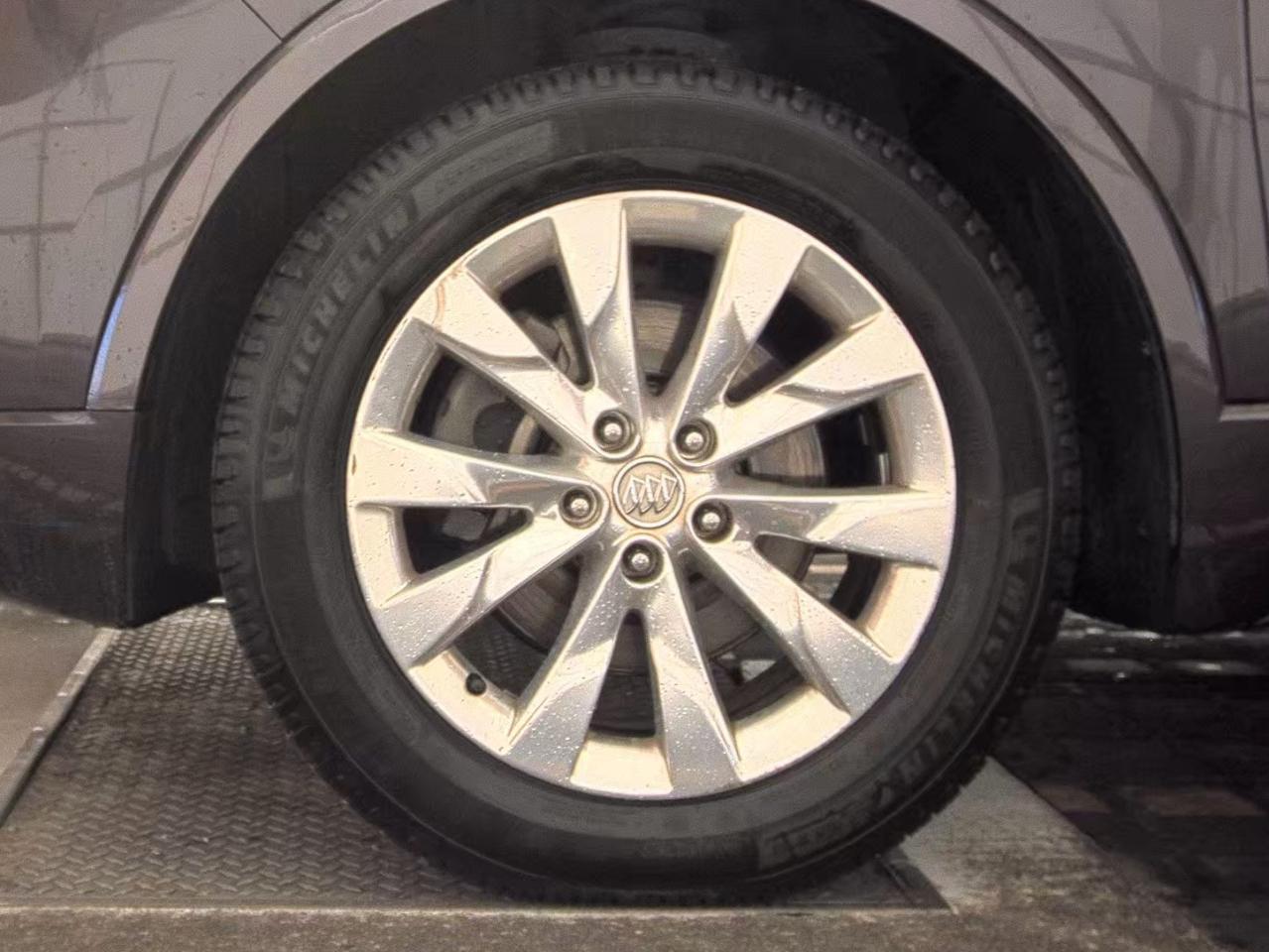 Buick Envision  2017