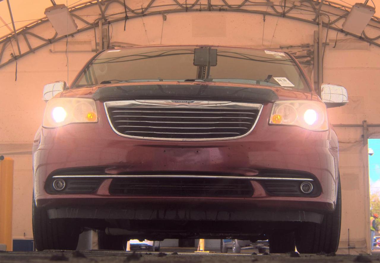 Chrysler Town & Country  2014