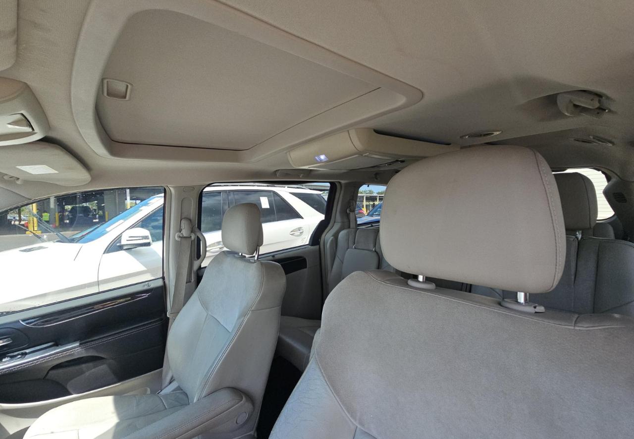 Chrysler Town & Country  2014