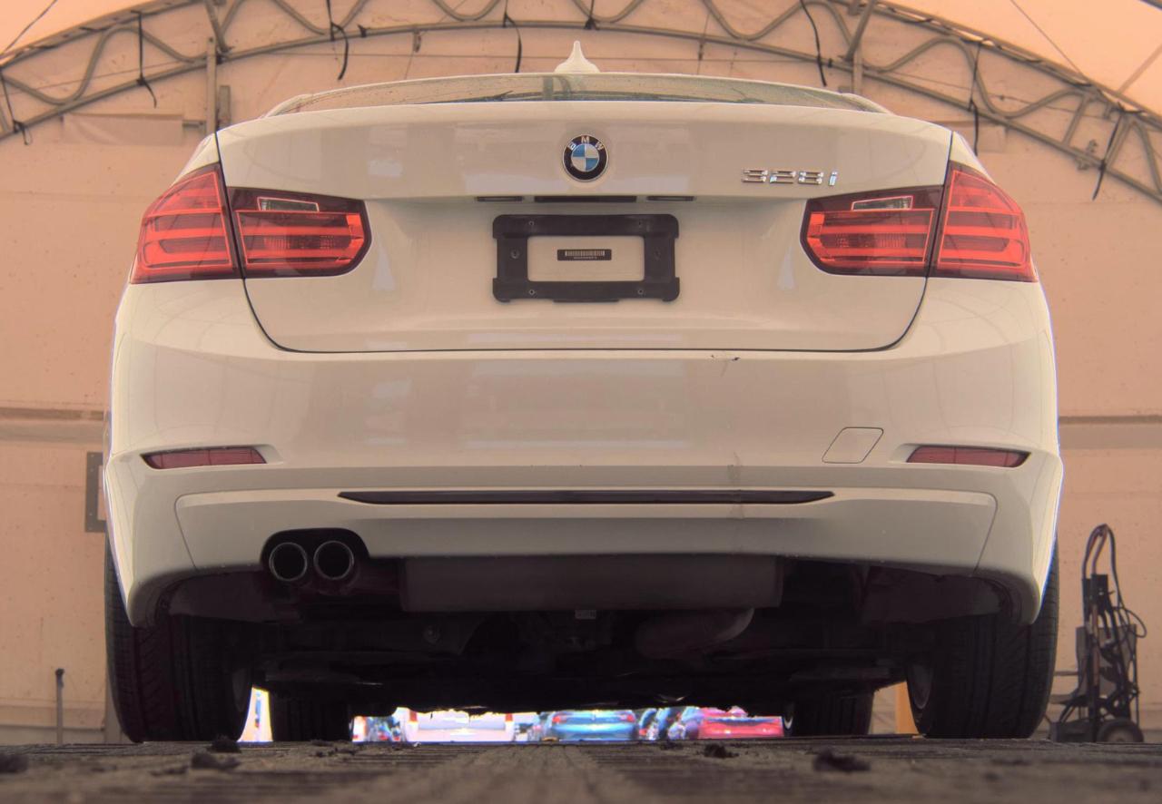 BMW 328i  2014