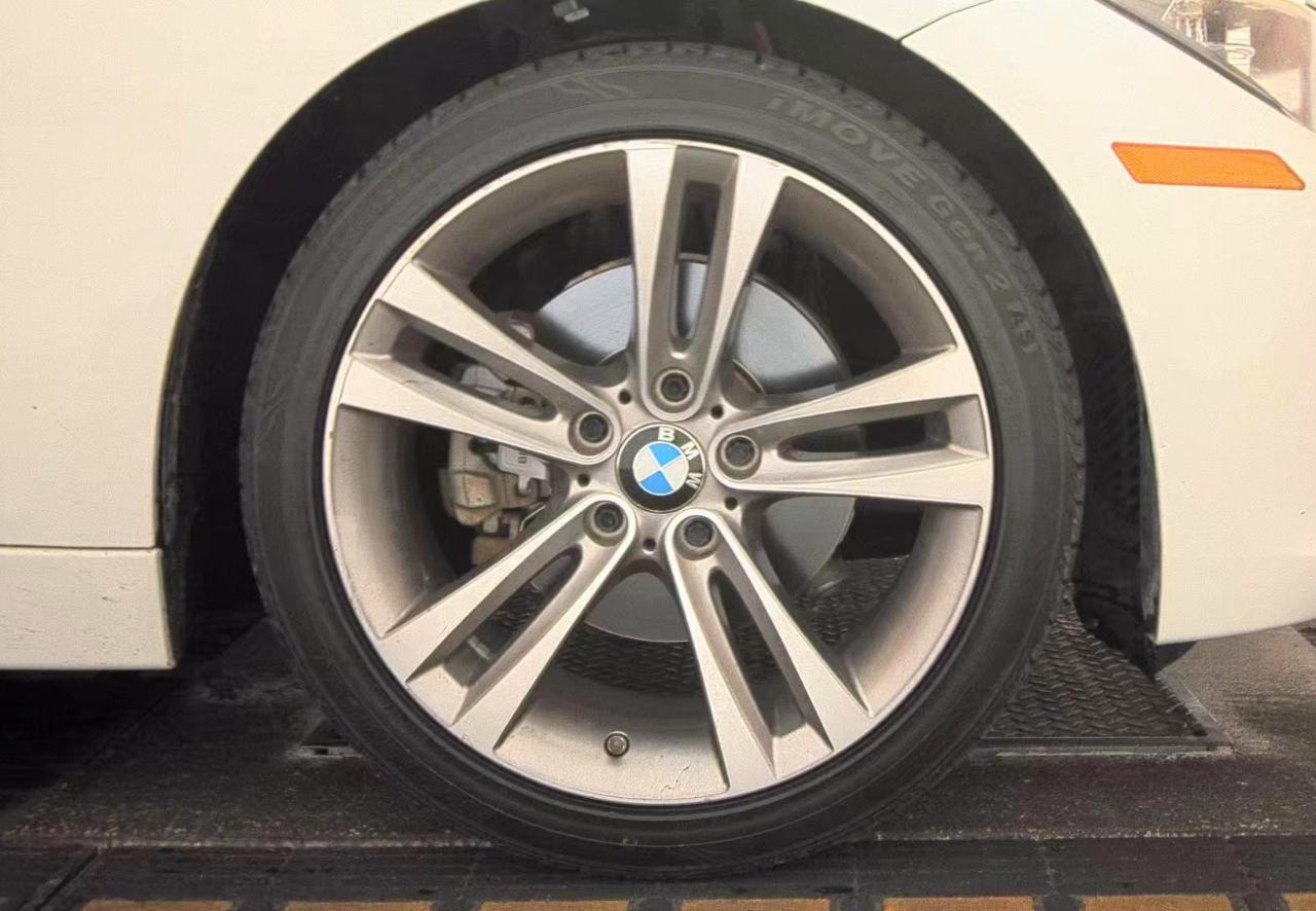 BMW 328i  2014