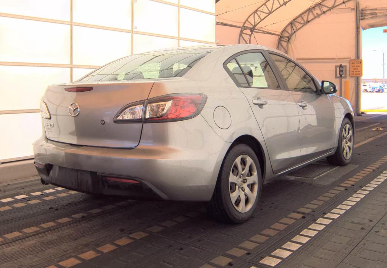 Mazda MAZDA3  2010