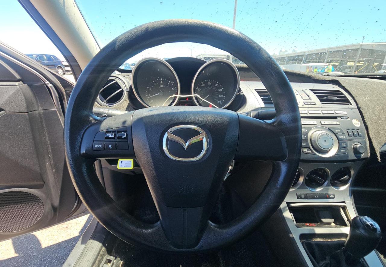 Mazda MAZDA3  2010