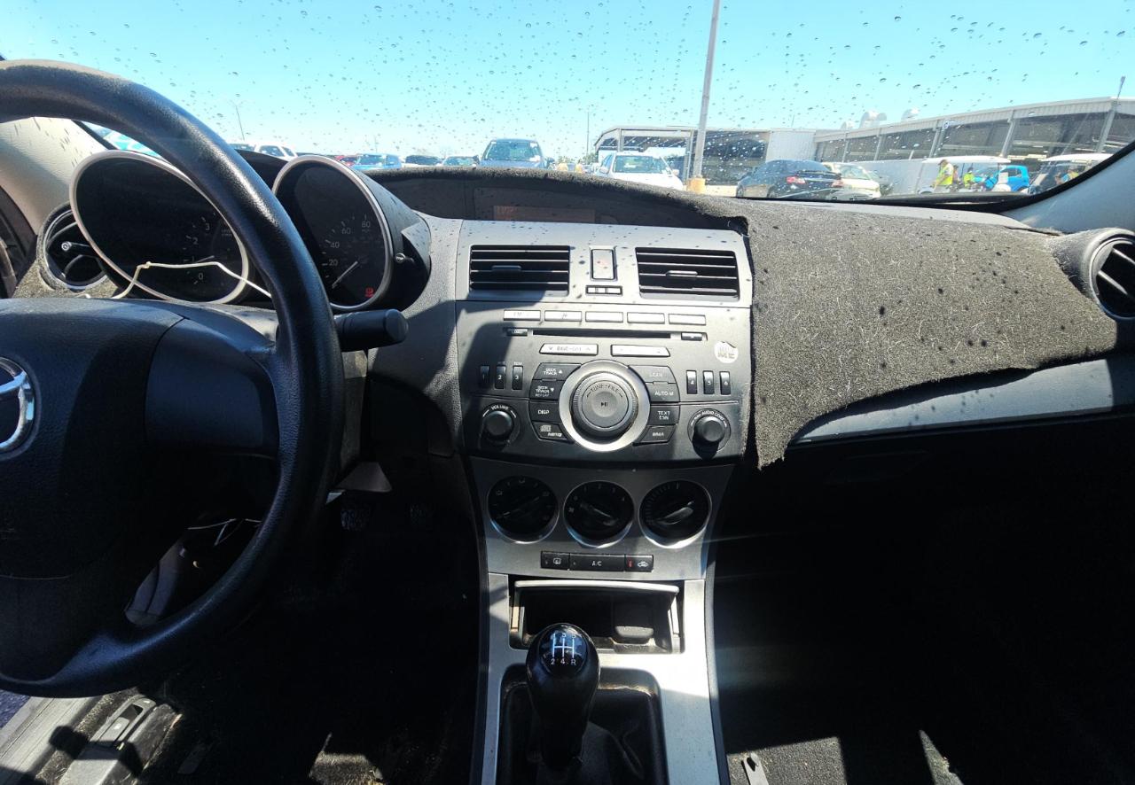 Mazda MAZDA3  2010