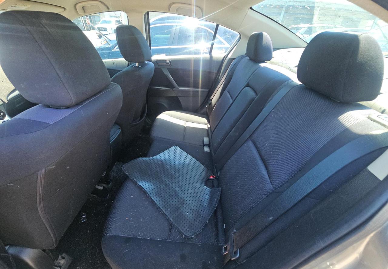 Mazda MAZDA3  2010