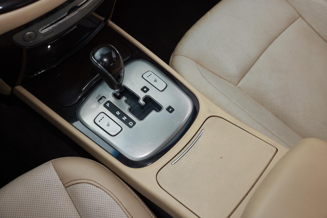 Hyundai Genesis  2011