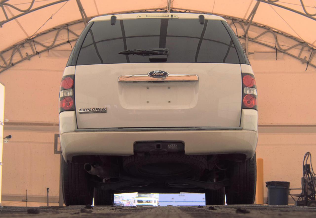 Ford Explorer  2010