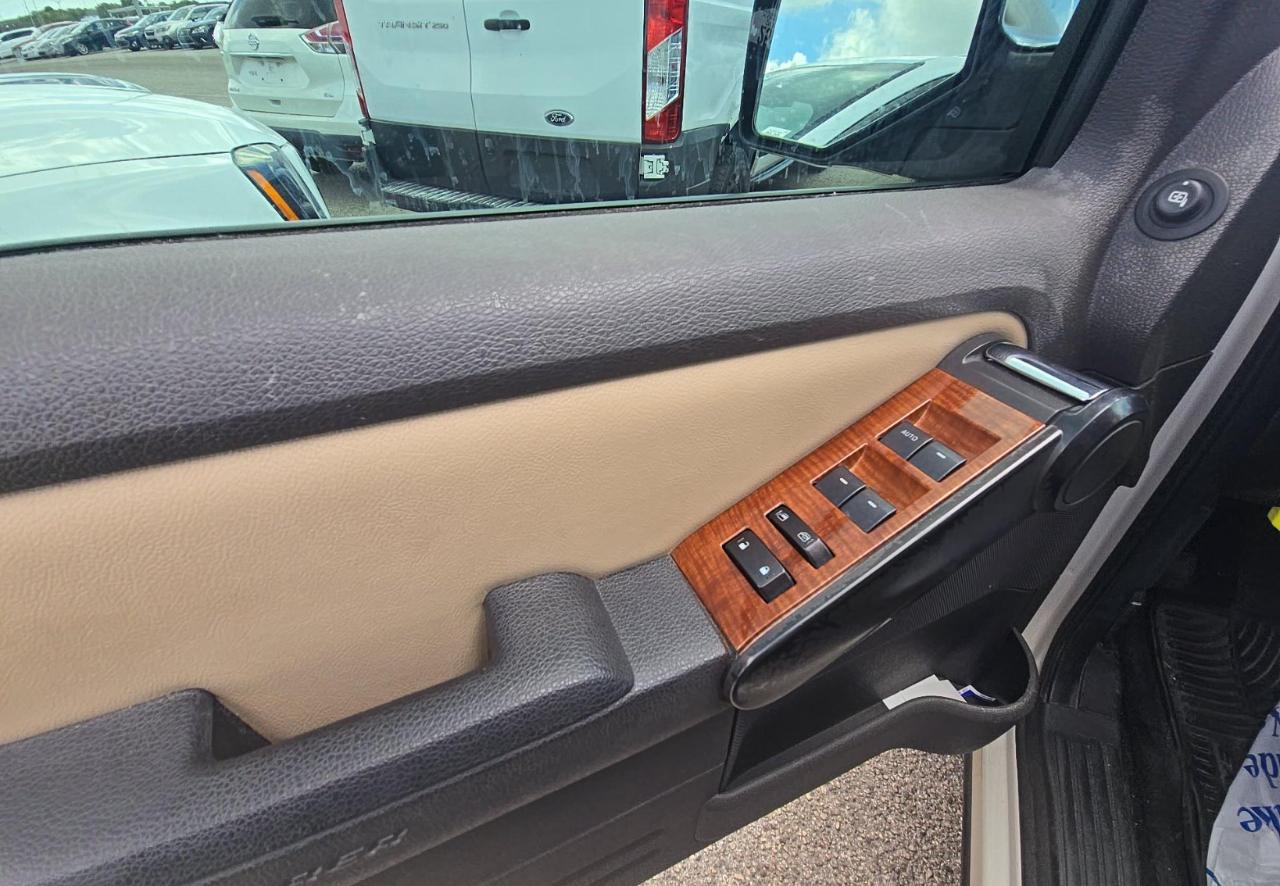 Ford Explorer  2010