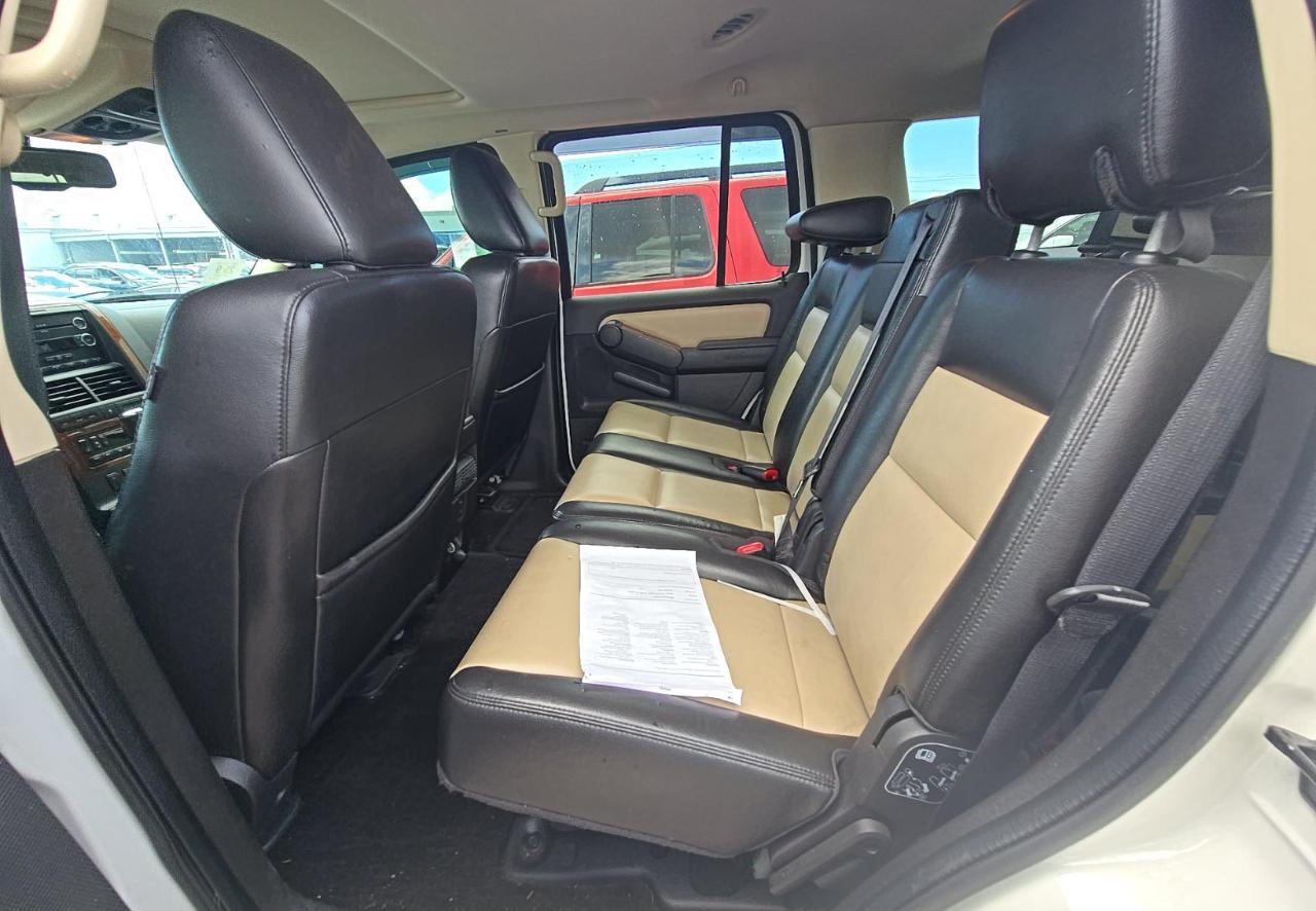 Ford Explorer  2010