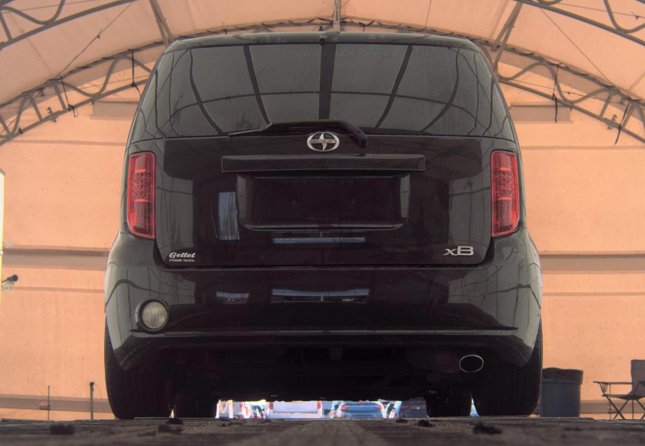 Scion xB  2008
