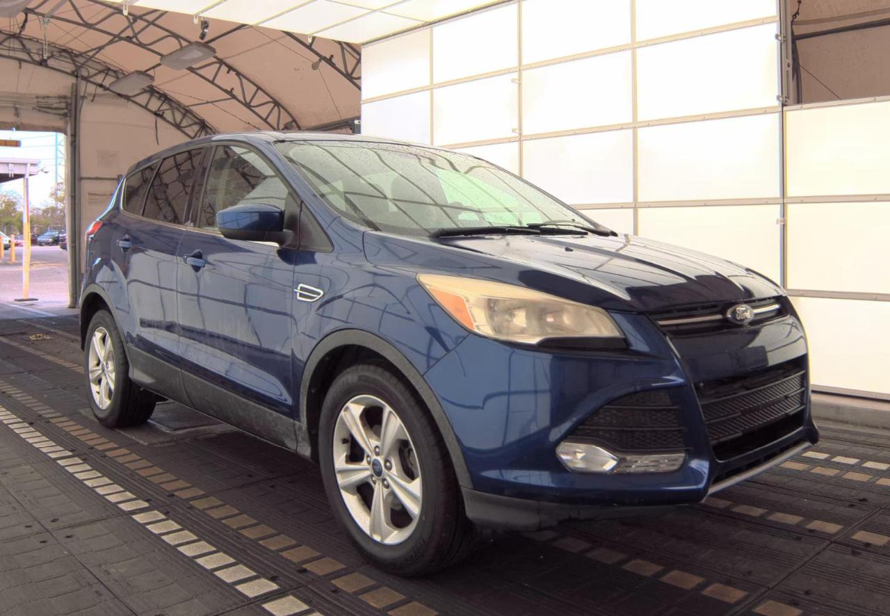 Ford Escape  2014