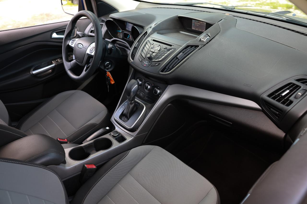 Ford Escape  2014