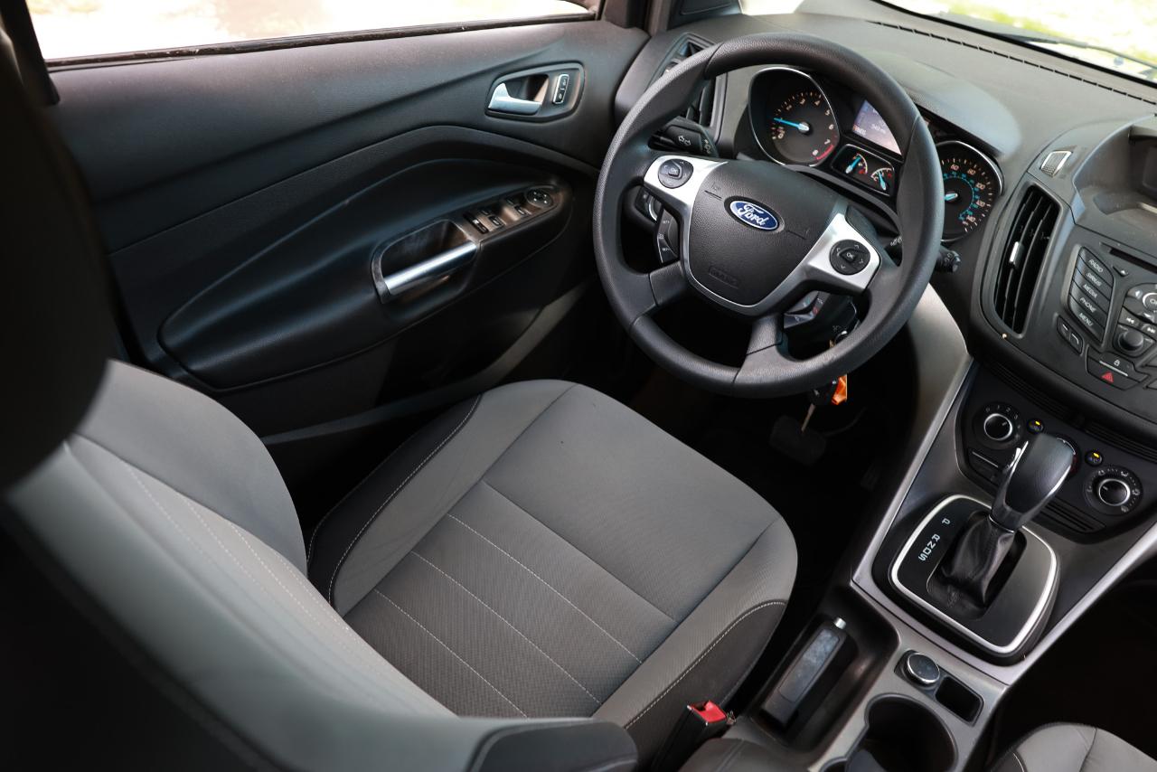 Ford Escape  2014