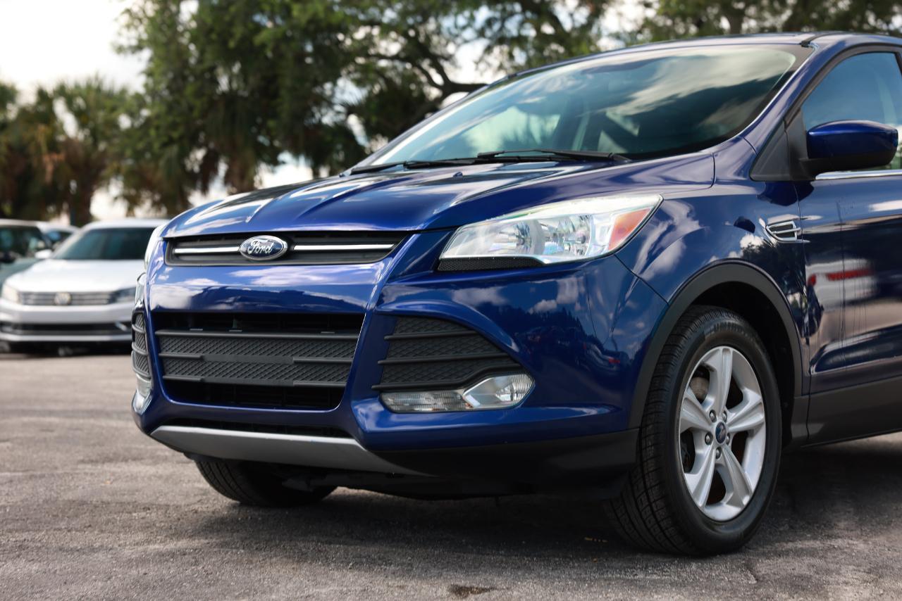 Ford Escape  2014