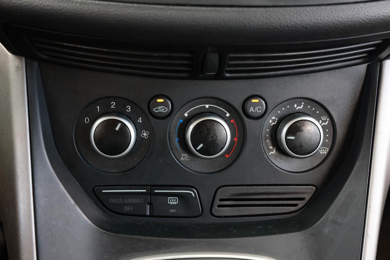 Ford Escape  2014