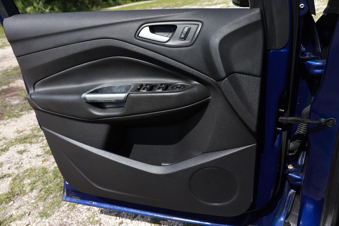 Ford Escape  2014