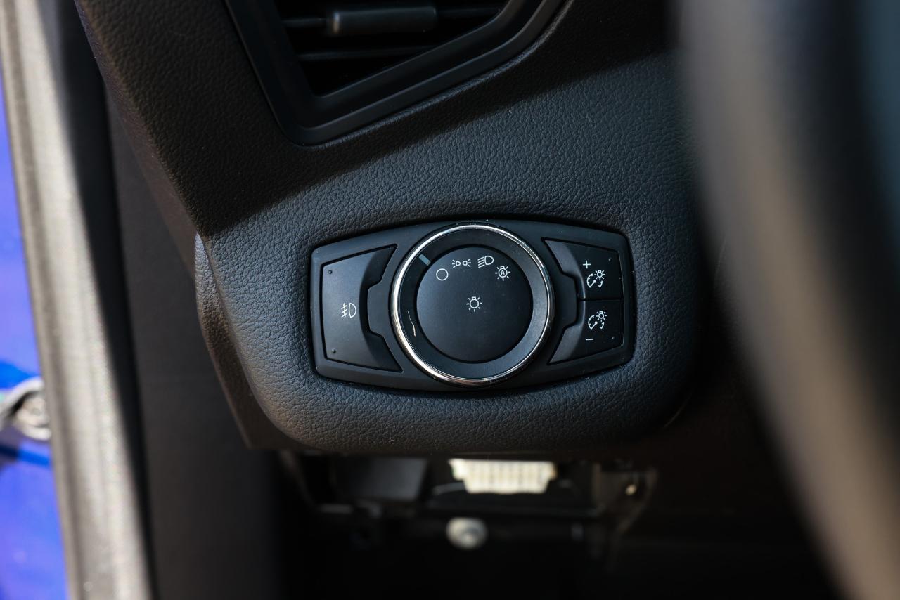 Ford Escape  2014