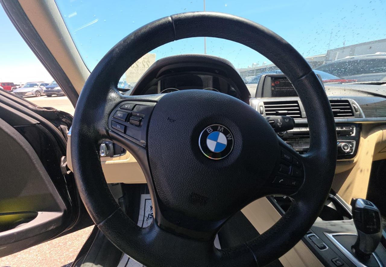 BMW 320i  2017