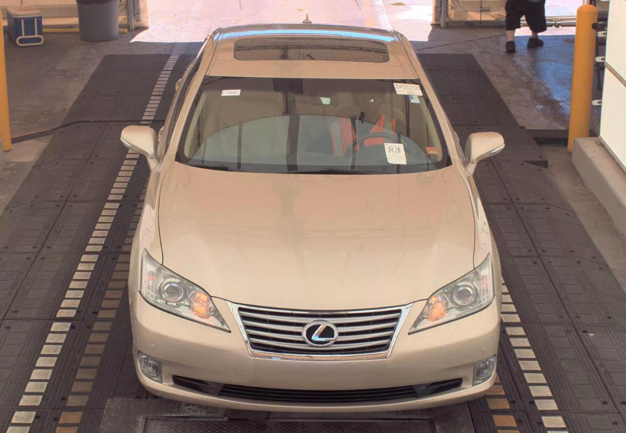 Lexus ES 350  2012