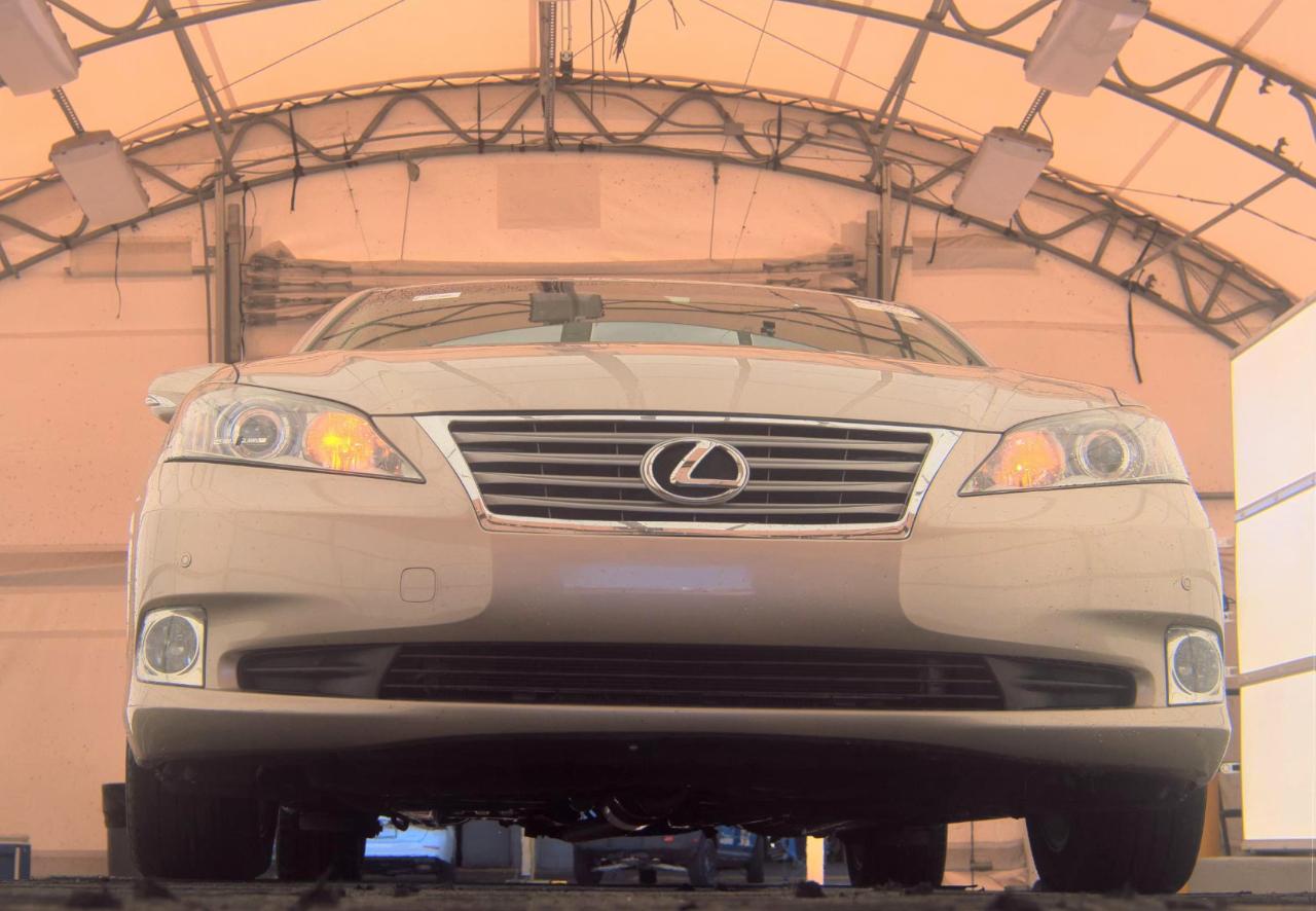 Lexus ES 350  2012