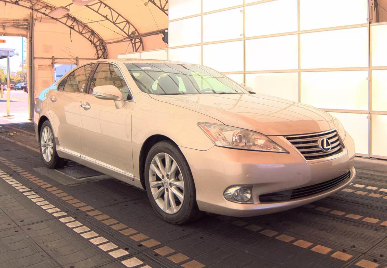 Lexus ES 350  2012