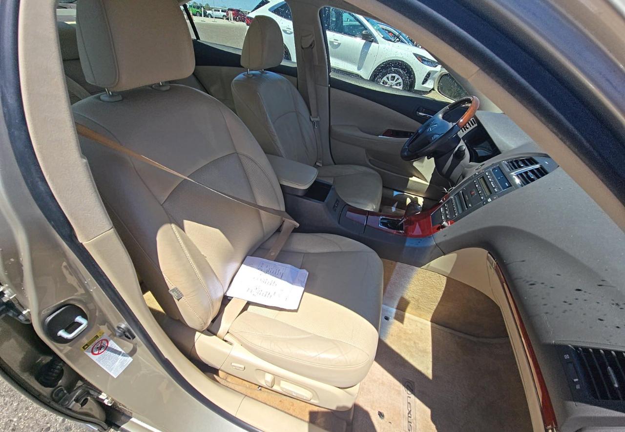 Lexus ES 350  2012