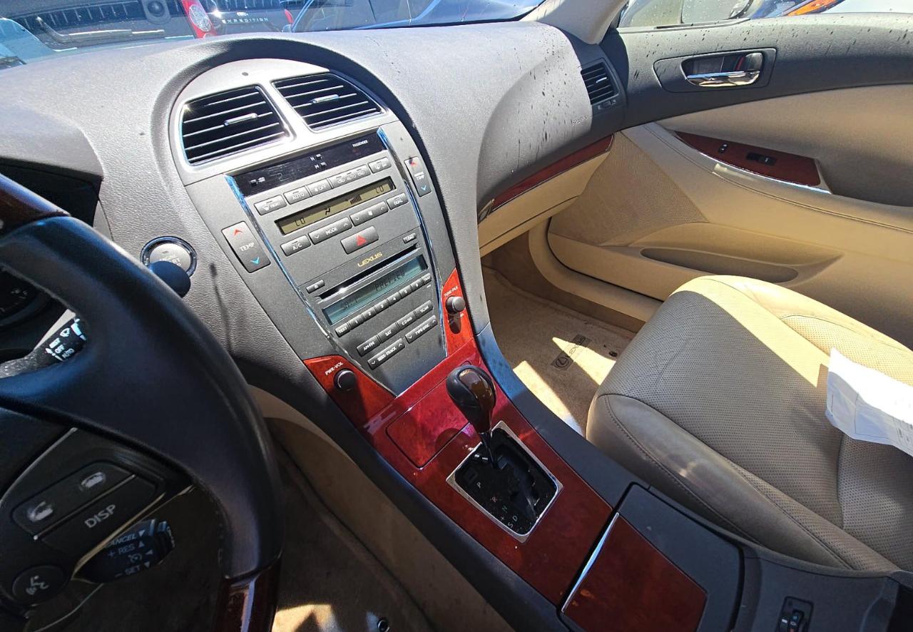 Lexus ES 350  2012